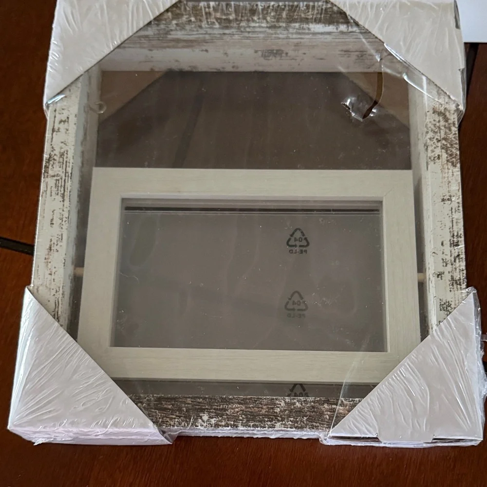 Specially for you, Boxed set of two white frames.